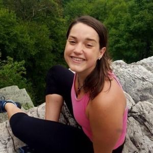 Meet your Posher, Olivia